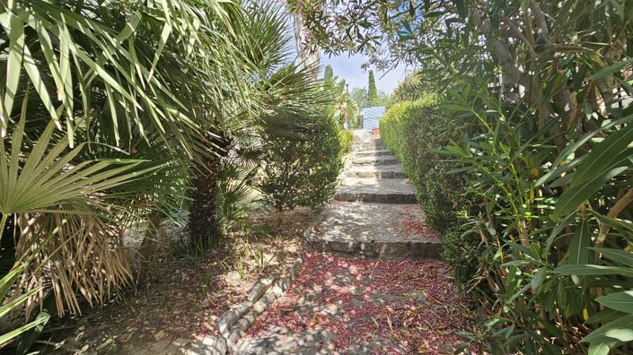 Image No.26-3 Bed Villa for sale