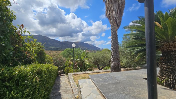 Image No.27-3 Bed Villa for sale