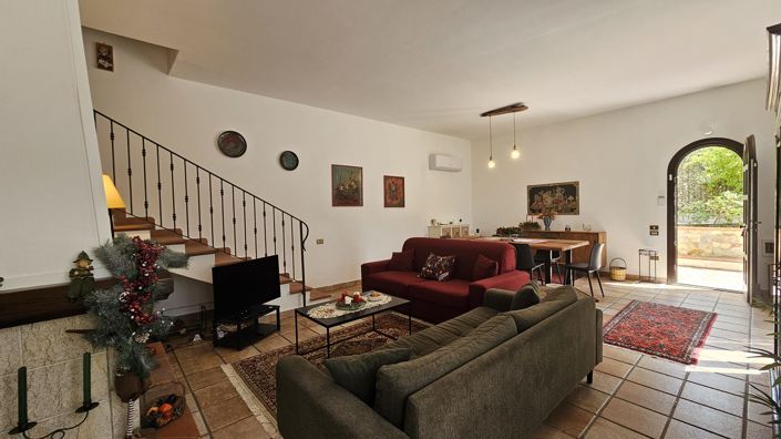 Image No.8-3 Bed Villa for sale