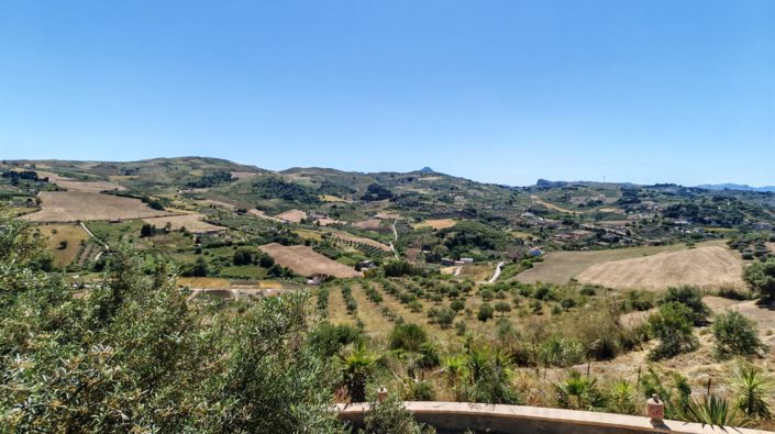 Image No.39-2 Bed Villa for sale