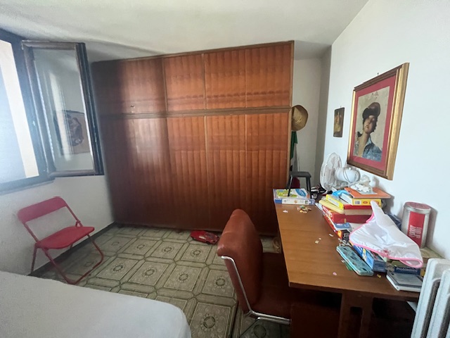 Image No.19-8 Bed House for sale