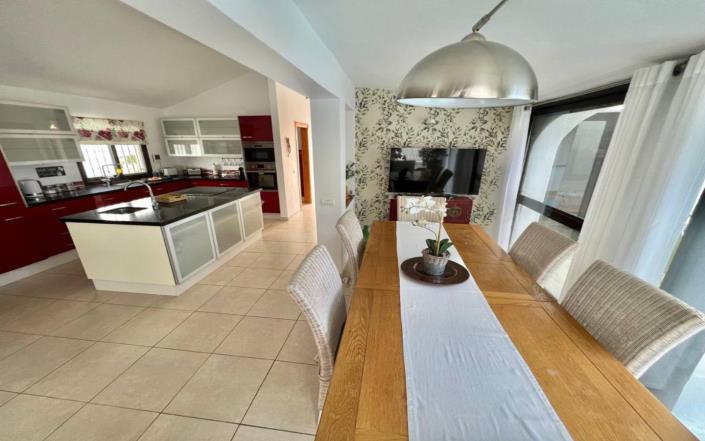 Image No.7-4 Bed Villa / Detached for sale