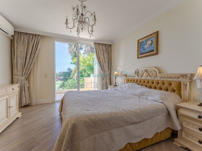 Image No.14-5 Bed Villa for sale