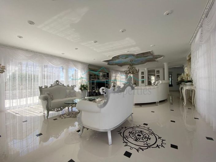 Image No.20-6 Bed Villa for sale