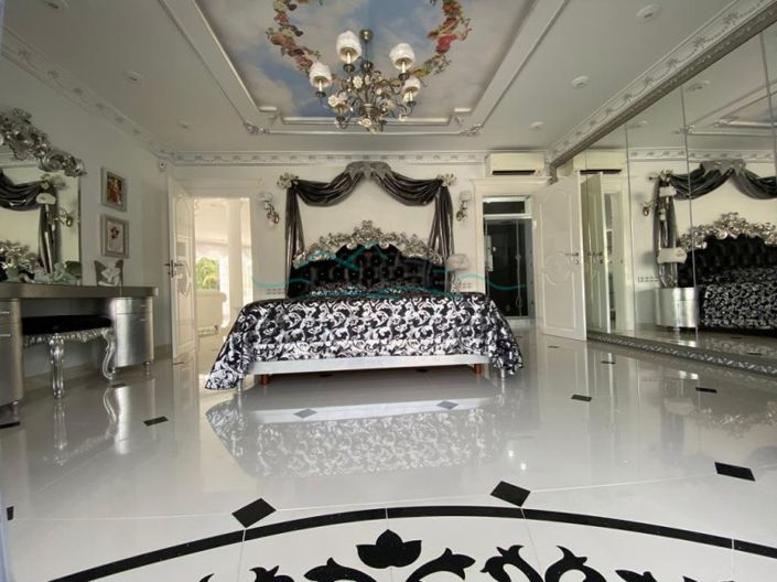 Image No.6-6 Bed Villa for sale