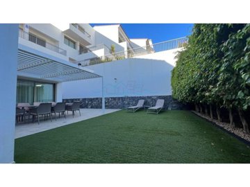 idadf88301-0000-0500-0000-000013fac657