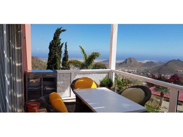 Image No.9-2 Bed Farmhouse for sale