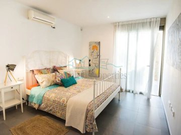 id80328001-0000-0500-0000-000013829958