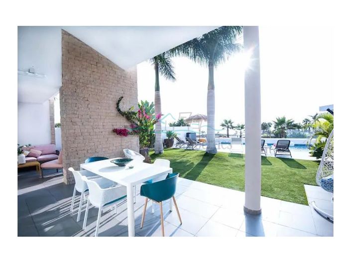 Image No.5-3 Bed House for sale