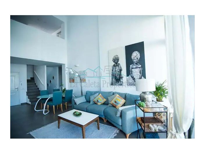 Image No.8-3 Bed House for sale