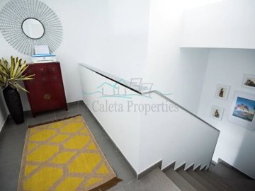 id80328001-0000-0500-0000-000013829957