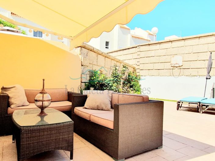 Image No.2-4 Bed House for sale