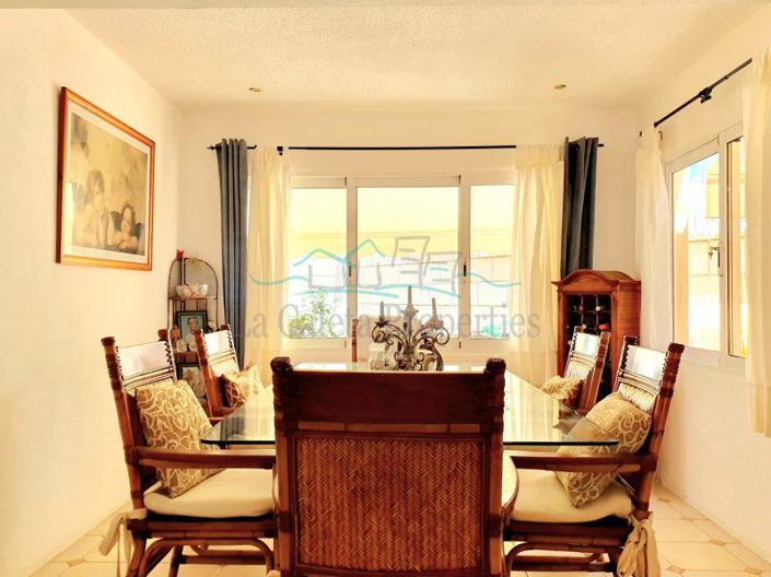 Image No.9-4 Bed House for sale