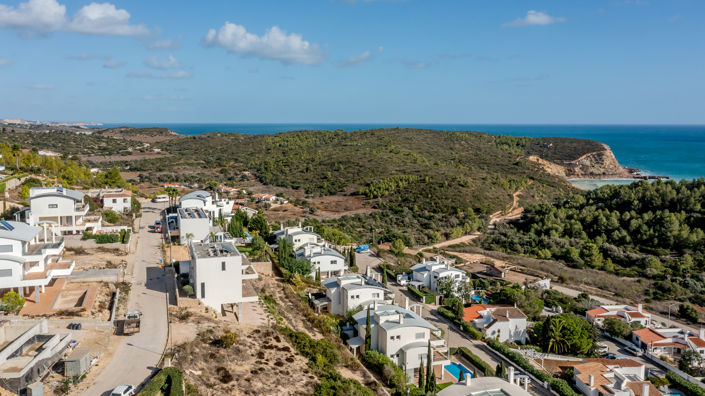 Image No.5-4 Bed Plot for sale