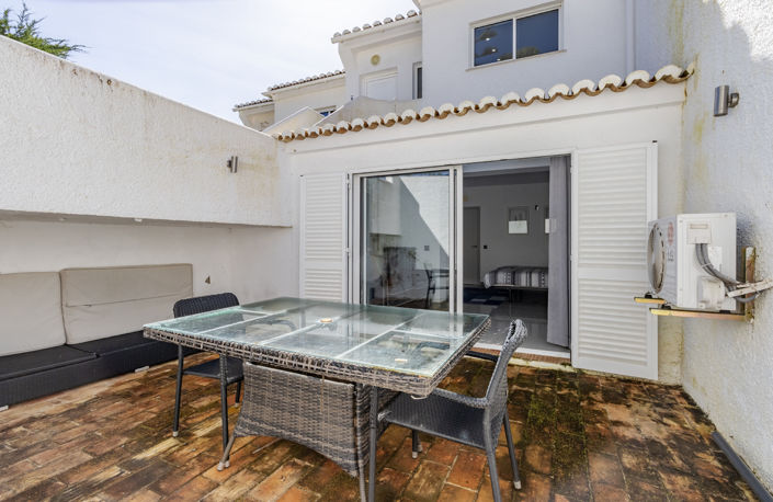 Image No.34-Maison de ville de 2 chambres à vendre à Lagos