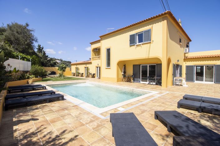 Image No.5-Villa de 8 chambres à vendre à Lagos