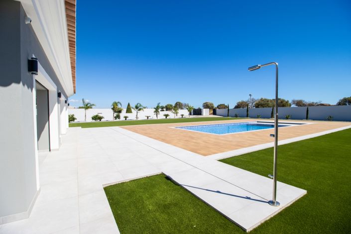 Image No.11-5 Bed Villa for sale