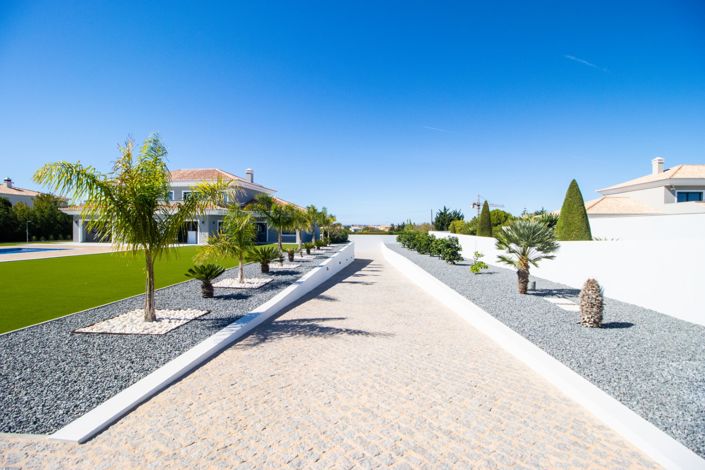 Image No.34-5 Bed Villa for sale