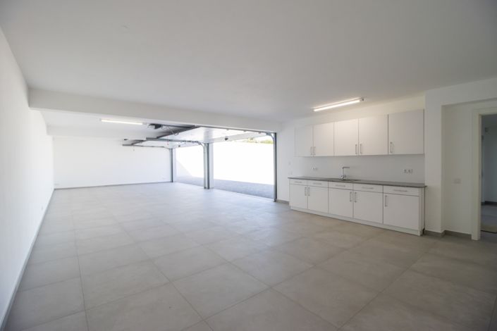 Image No.36-5 Bed Villa for sale