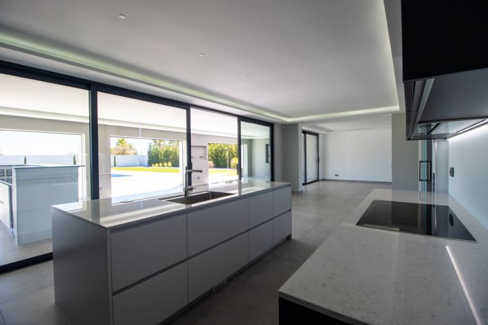 Image No.7-5 Bed Villa for sale