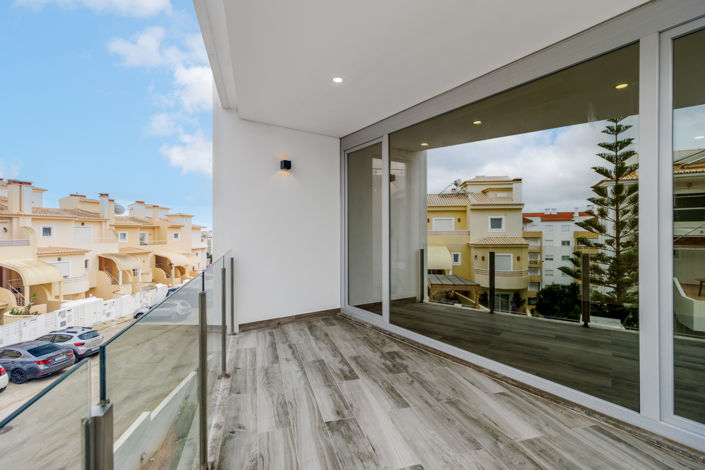 Image No.26-5 Bed Villa for sale