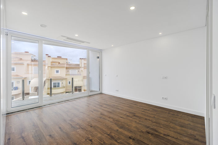 Image No.30-5 Bed Villa for sale