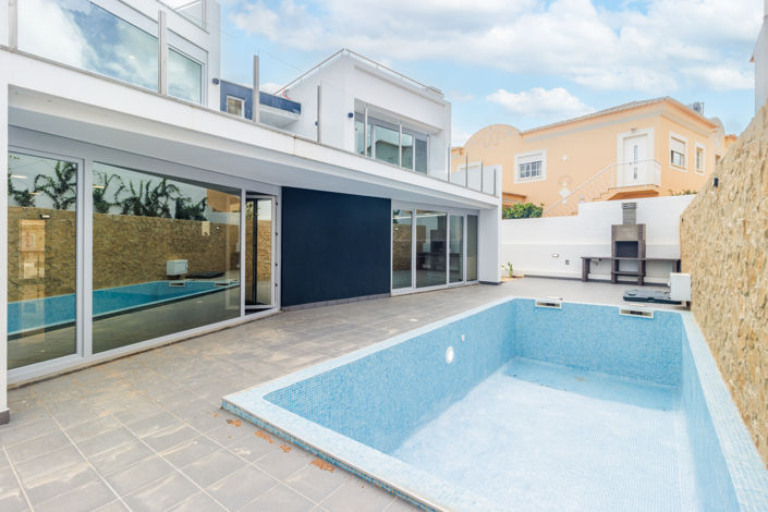 Image No.53-5 Bed Villa for sale