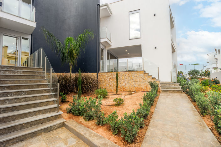 Image No.54-5 Bed Villa for sale