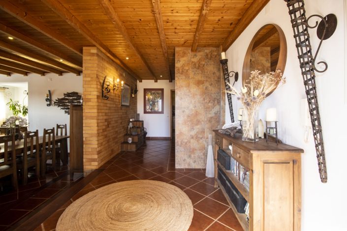 Image No.14-4 Bed Villa for sale