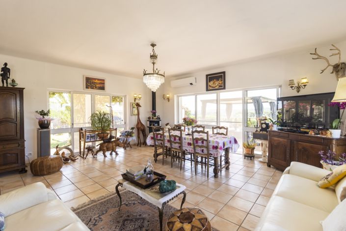 Image No.6-4 Bed Villa for sale