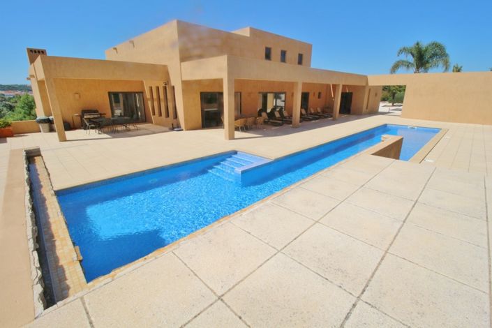 Image No.3-5 Bed Villa for sale