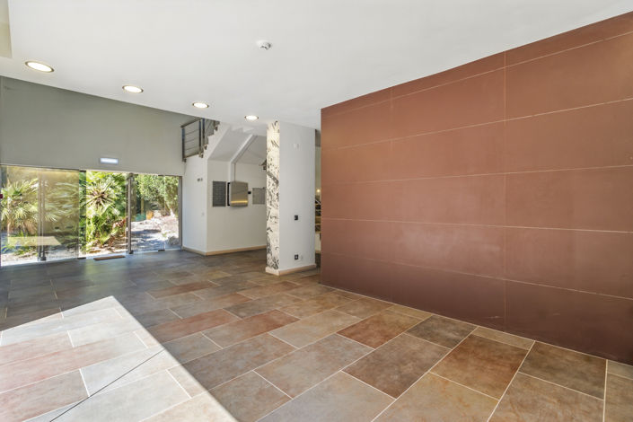 Image No.18-Commercial for sale