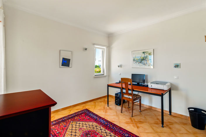 Image No.27-3 Bed Villa for sale