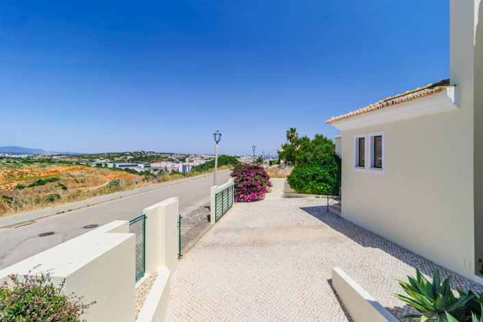 Image No.54-3 Bed Villa for sale