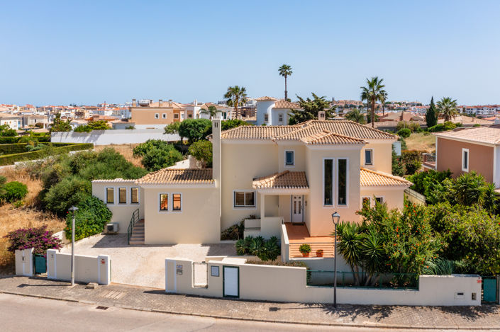 Image No.60-3 Bed Villa for sale