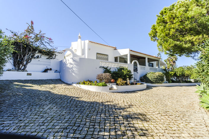 Image No.3-5 Bed Villa for sale