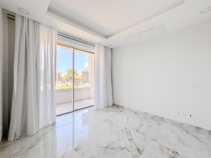 Image No.8-3 Bed Apartment for sale