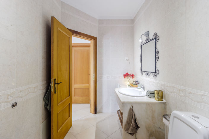 Image No.19-2 Bed Apartment for sale