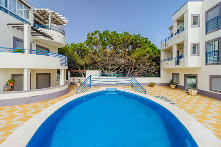 Image No.24-2 Bed Apartment for sale