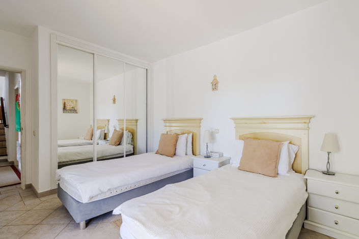 Image No.19-3 Bed Villa for sale