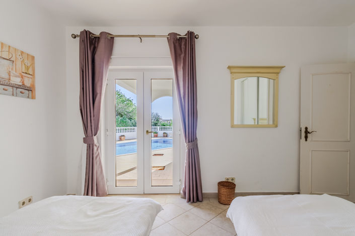 Image No.20-3 Bed Villa for sale