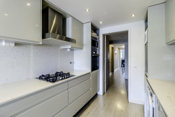 Image No.8-2 Bed Apartment for sale