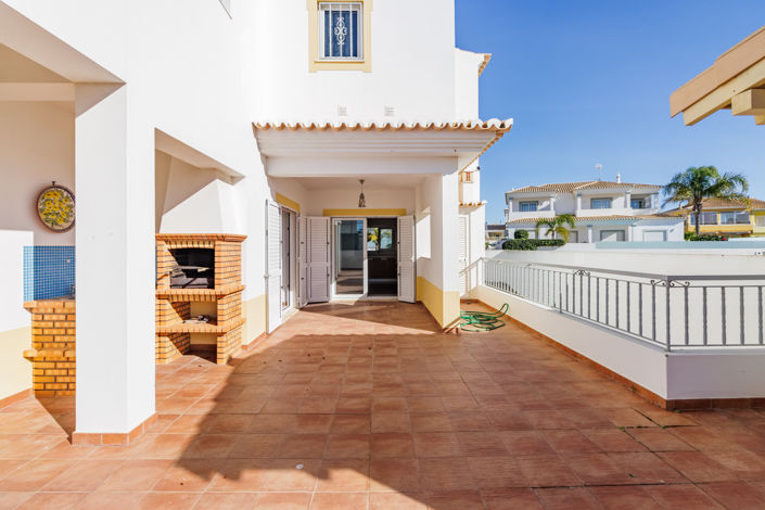 Image No.5-Villa de 6 chambres à vendre à Lagos