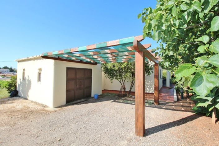 Image No.19-9 Bed Villa for sale