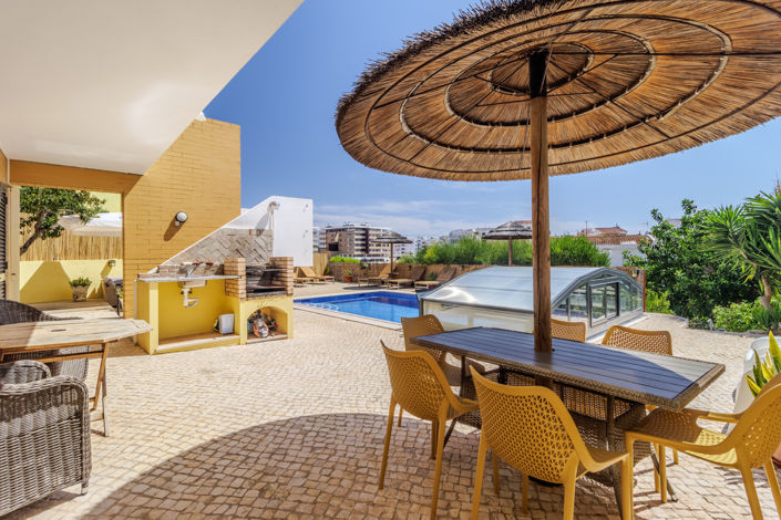 Image No.40-7 Bed Commercial for sale