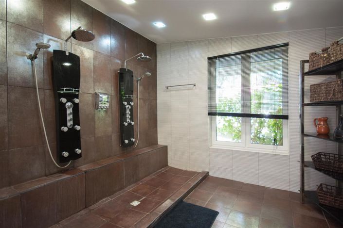 Image No.14-Villa de 5 chambres à vendre à Lagos