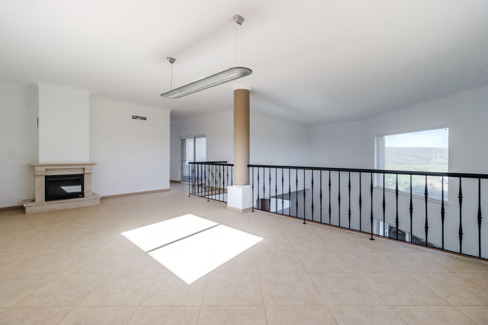 Image No.26-4 Bed Villa for sale