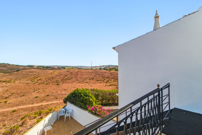 Image No.20-3 Bed Townhouse for sale