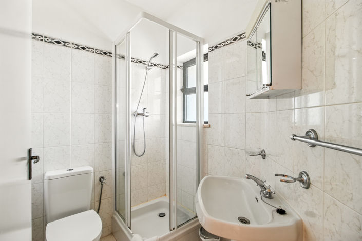 Image No.29-3 Bed Townhouse for sale