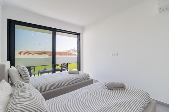 Image No.36-3 Bed Villa for sale